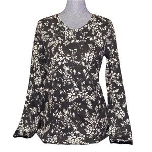 NWT croft & barrow long sleeve floral
print tee S